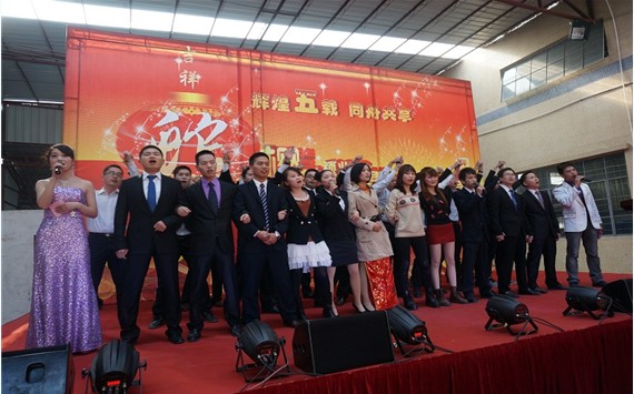 櫻花鎖業(yè)2013 新春晚會報道(圖)