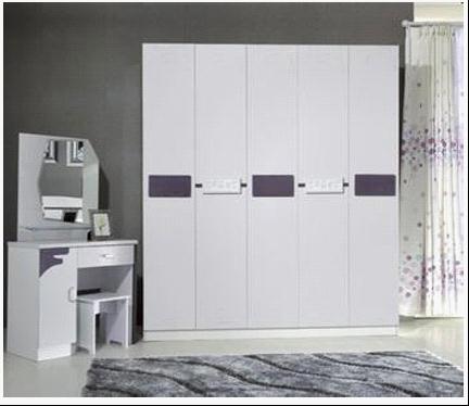 板式衣柜哪個牌子好?加盟哪個品牌實力更強(qiáng)?